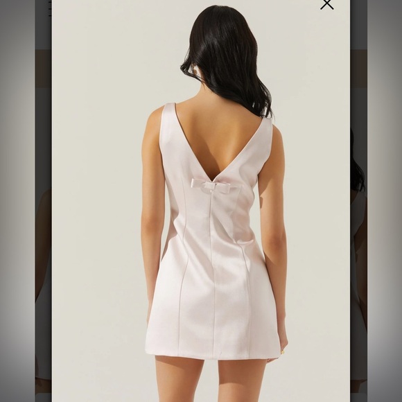 Astr The Label Alisanne Boatneck Satin Mini Formal Dress Pink Sz M NWT - Picture 2 of 13